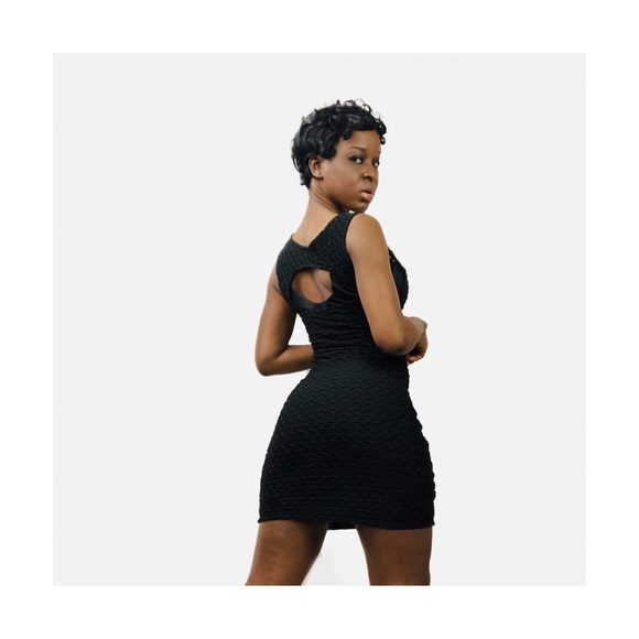 🌹Cut out Black Dress 🌹 - Picture 5 of 5